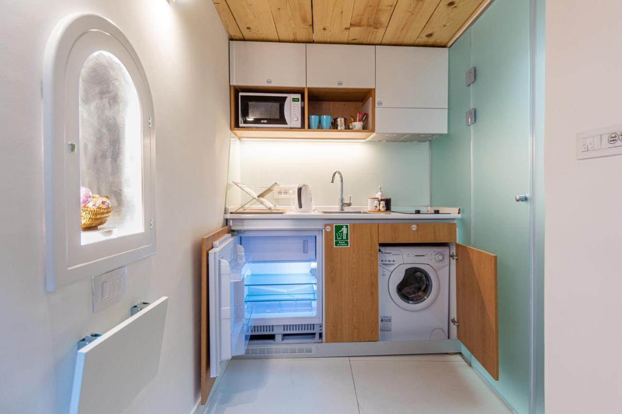Passage Apartment *