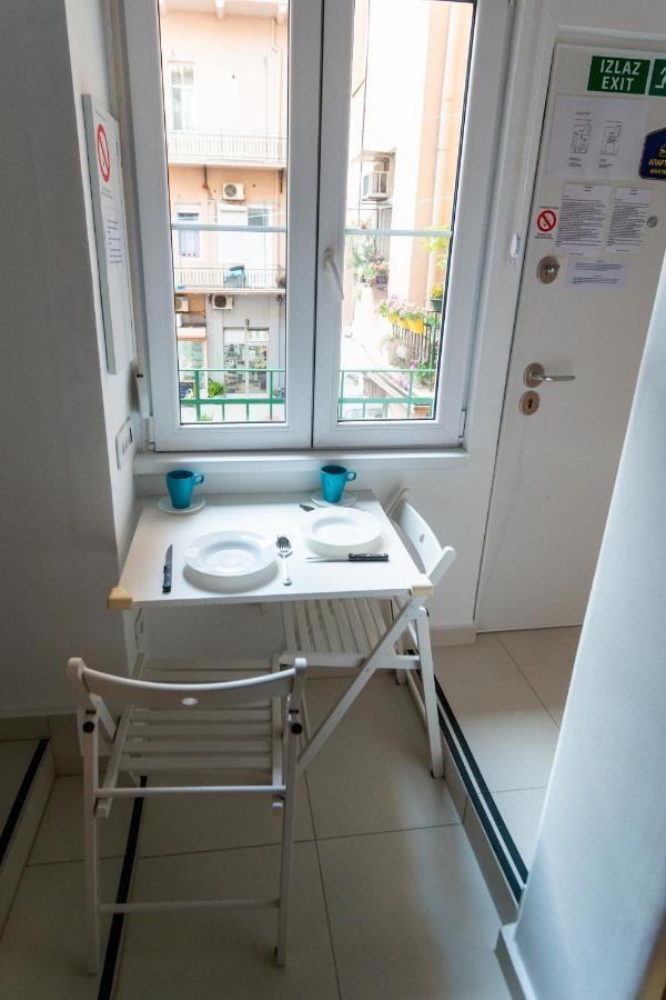 Apartment Passage *